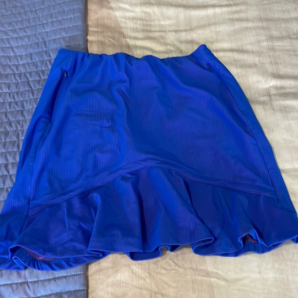Tail golf skirt